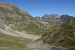 Panorama da centro diga verso il  Pian dei Camosci e il Rif. Città di Busto